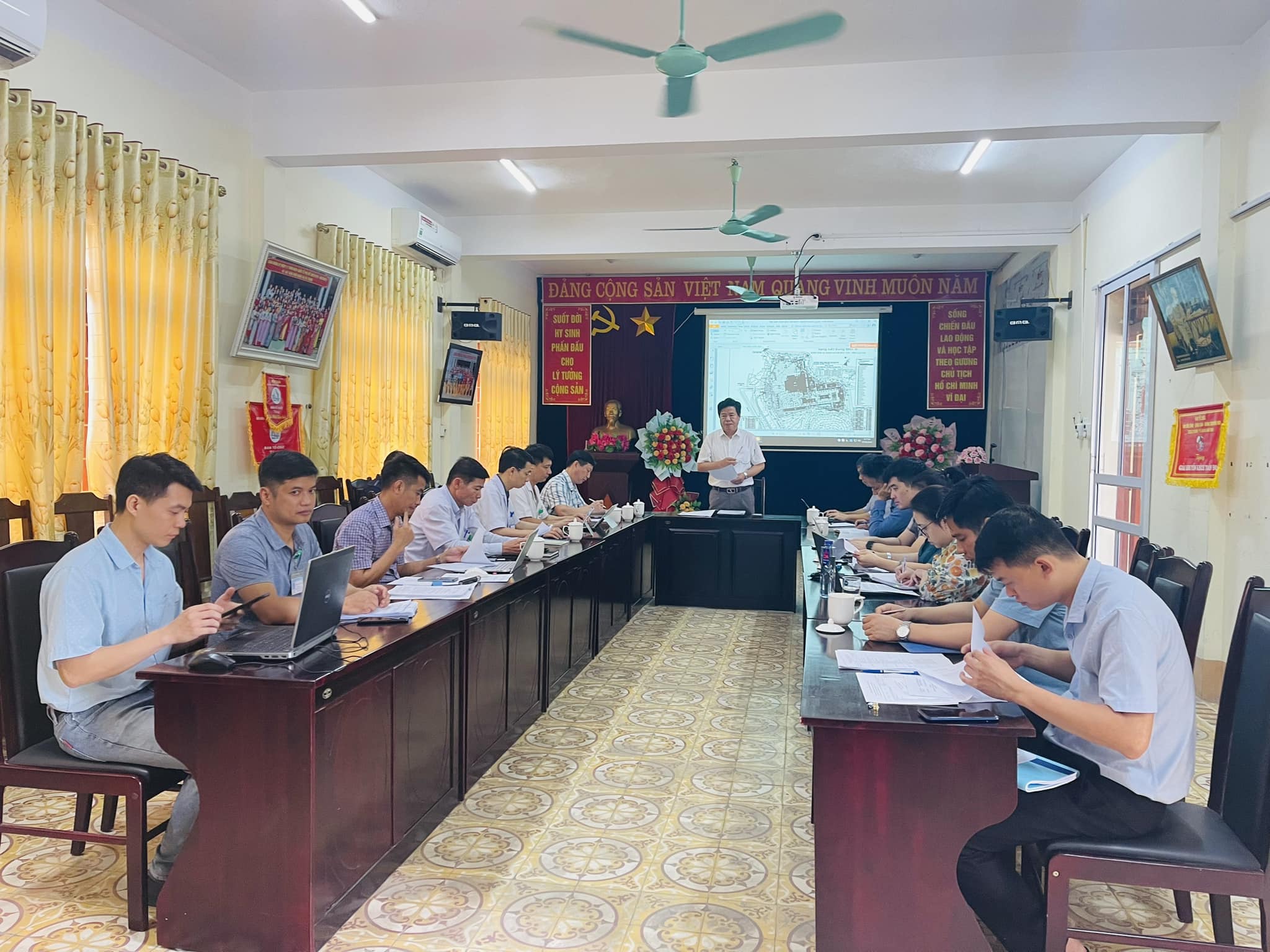 Đón và làm việc với đoàn khảo sát và kiểm tra hiện trạng Bệnh viện ĐK huyện Bảo Yên, chuẩn bị cho cơ sở Bệnh viện mới vào hoạt động