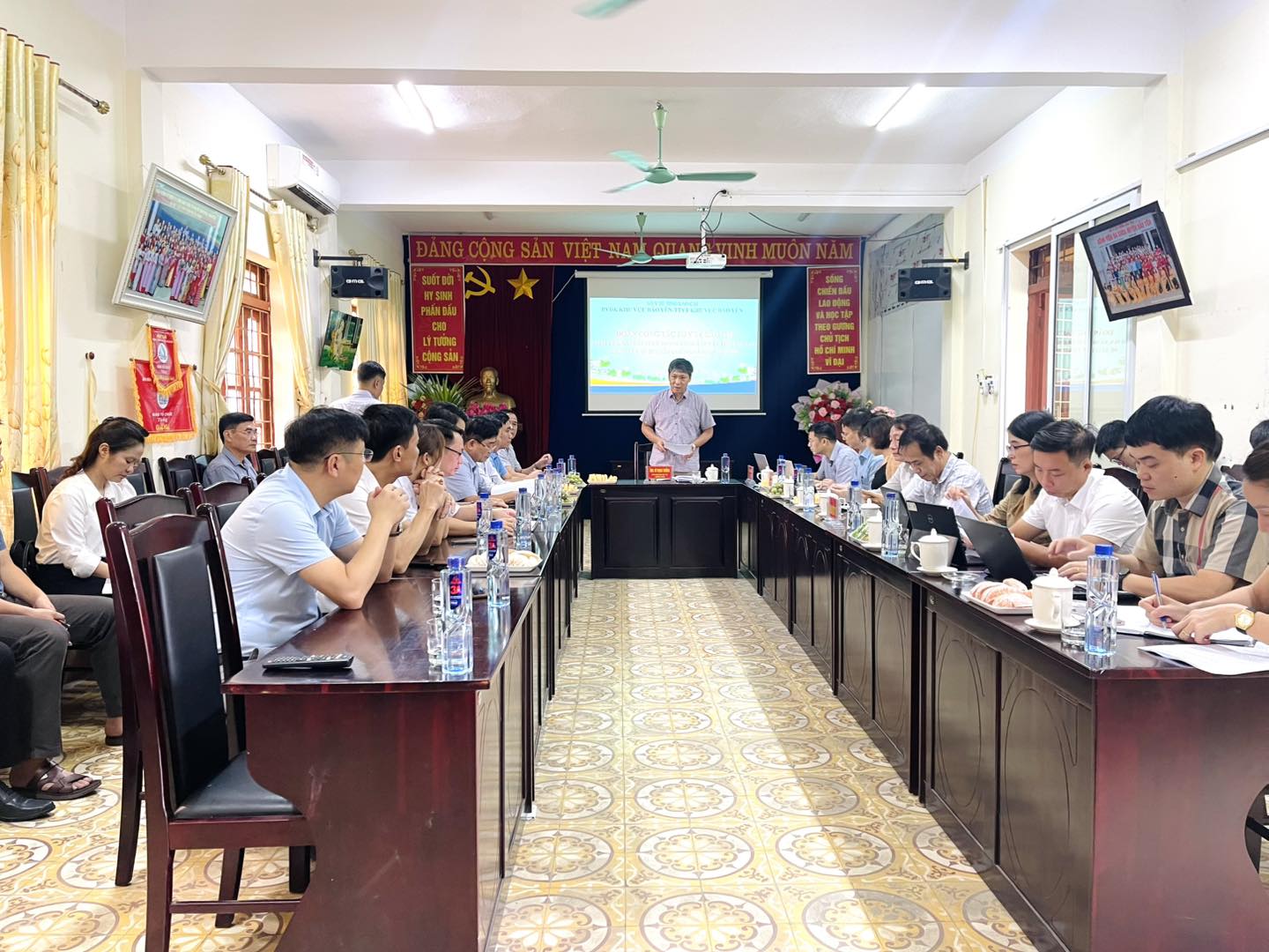 Đoàn công tác Sở Y tế tỉnh Lào Cai kiểm tra, rà soát thực trạng công tác Y tế tại BVĐK khu vực Bảo Yên