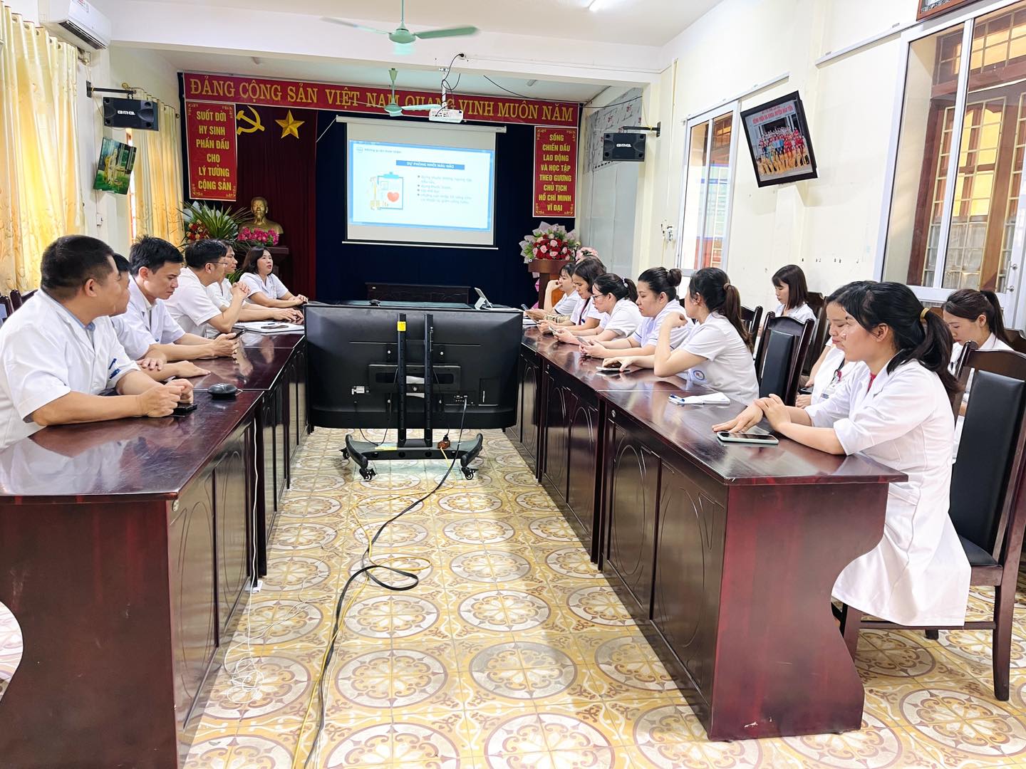 BVĐK SỐ 2 TỈNH LÀO CAI TĂNG CƯỜNG HỖ TRỢ BVĐKKV BẢO YÊN