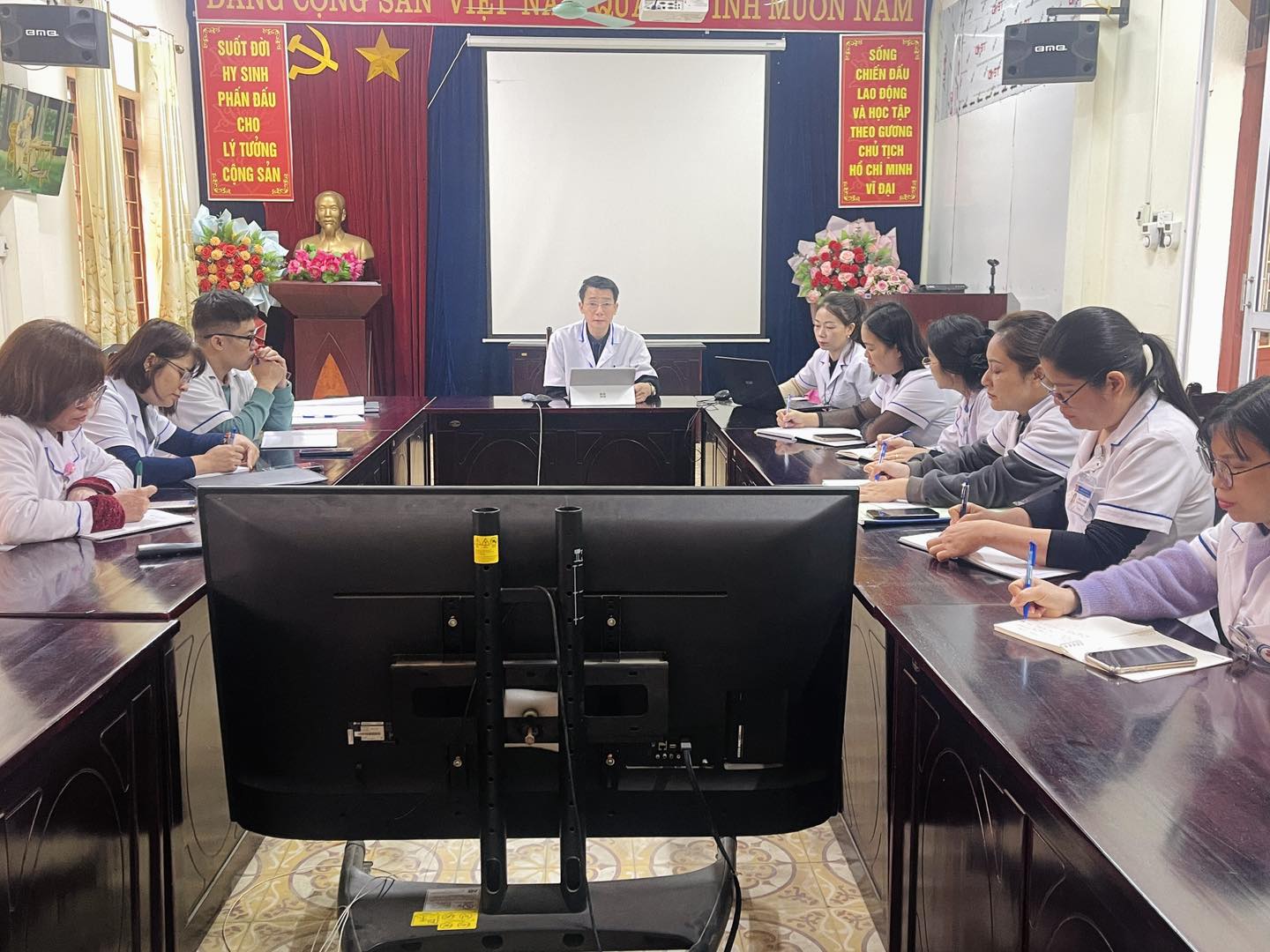 Phòng Điều dưỡng – Công tác xã hội tổ chức họp Điều dưỡng trưởng khoa triển khai nhiệm vụ