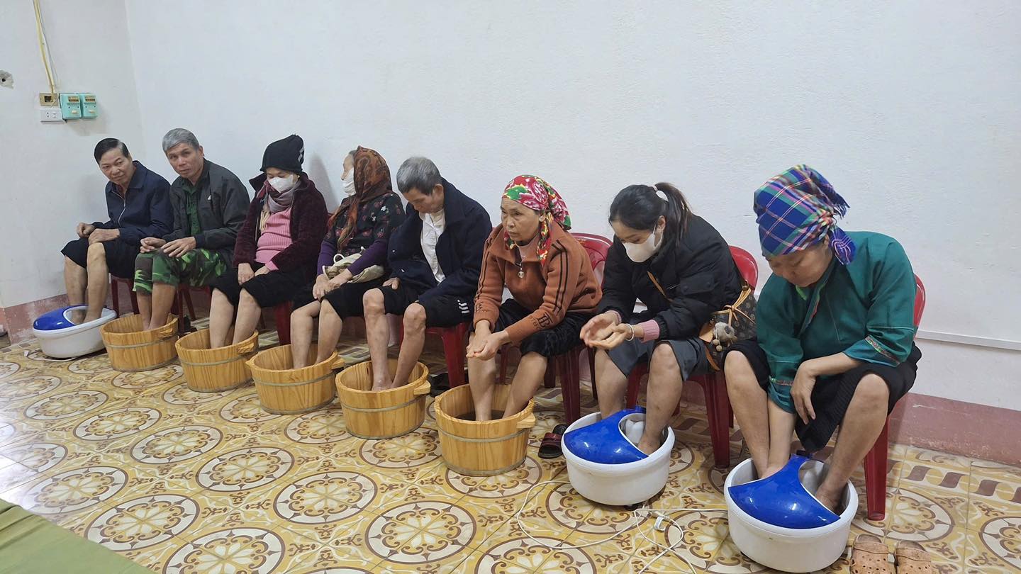 Trong bối cảnh hiện nay, mô hình chăm sóc sức khỏe kết hợp giữa y học hiện đại và y học cổ truyền ngày càng được ứng dụng rộng rãi