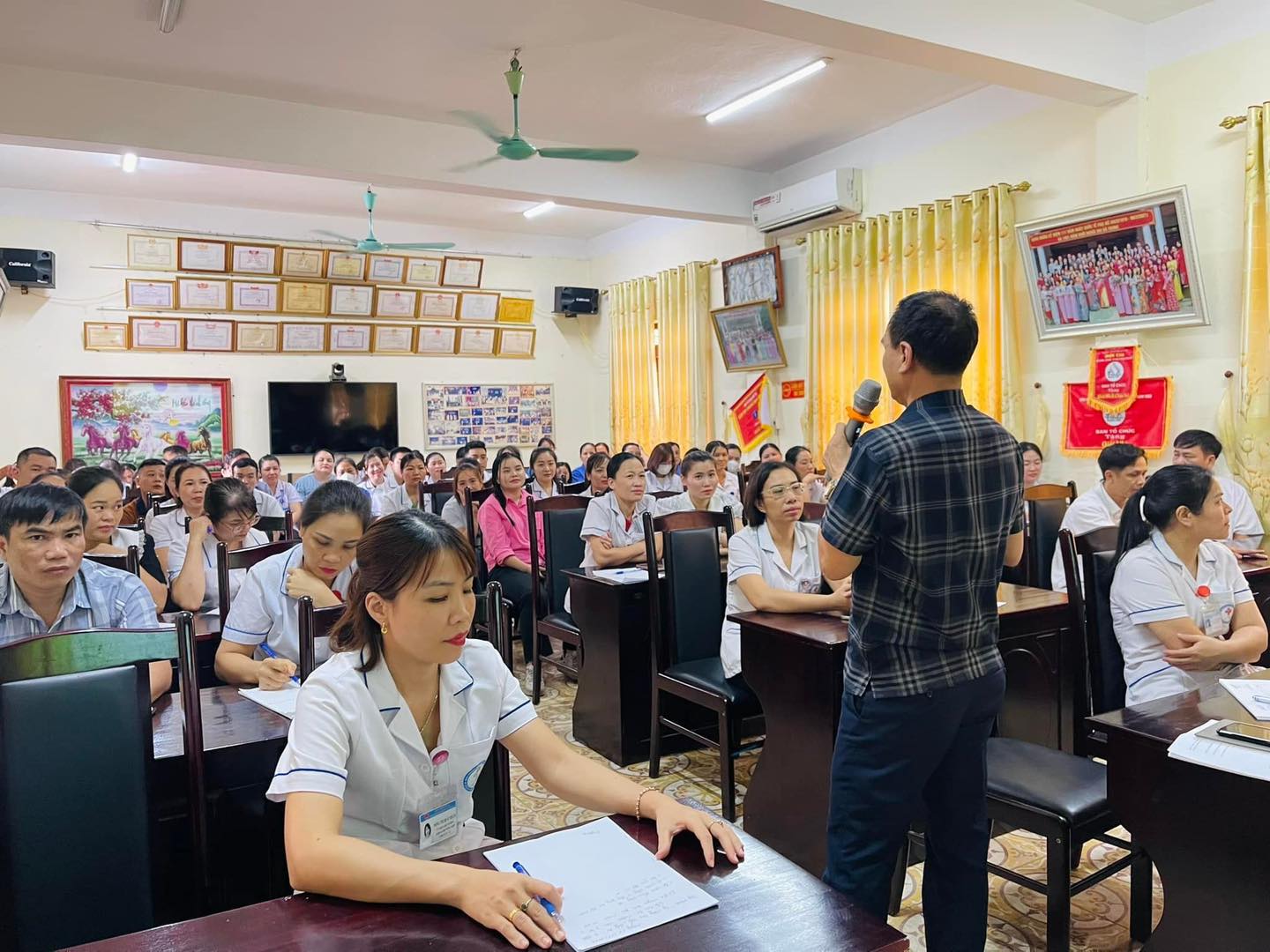 CHÚC MỪNG NGÀY ĐIỀU DƯỠNG VIỆT NAM 26/10